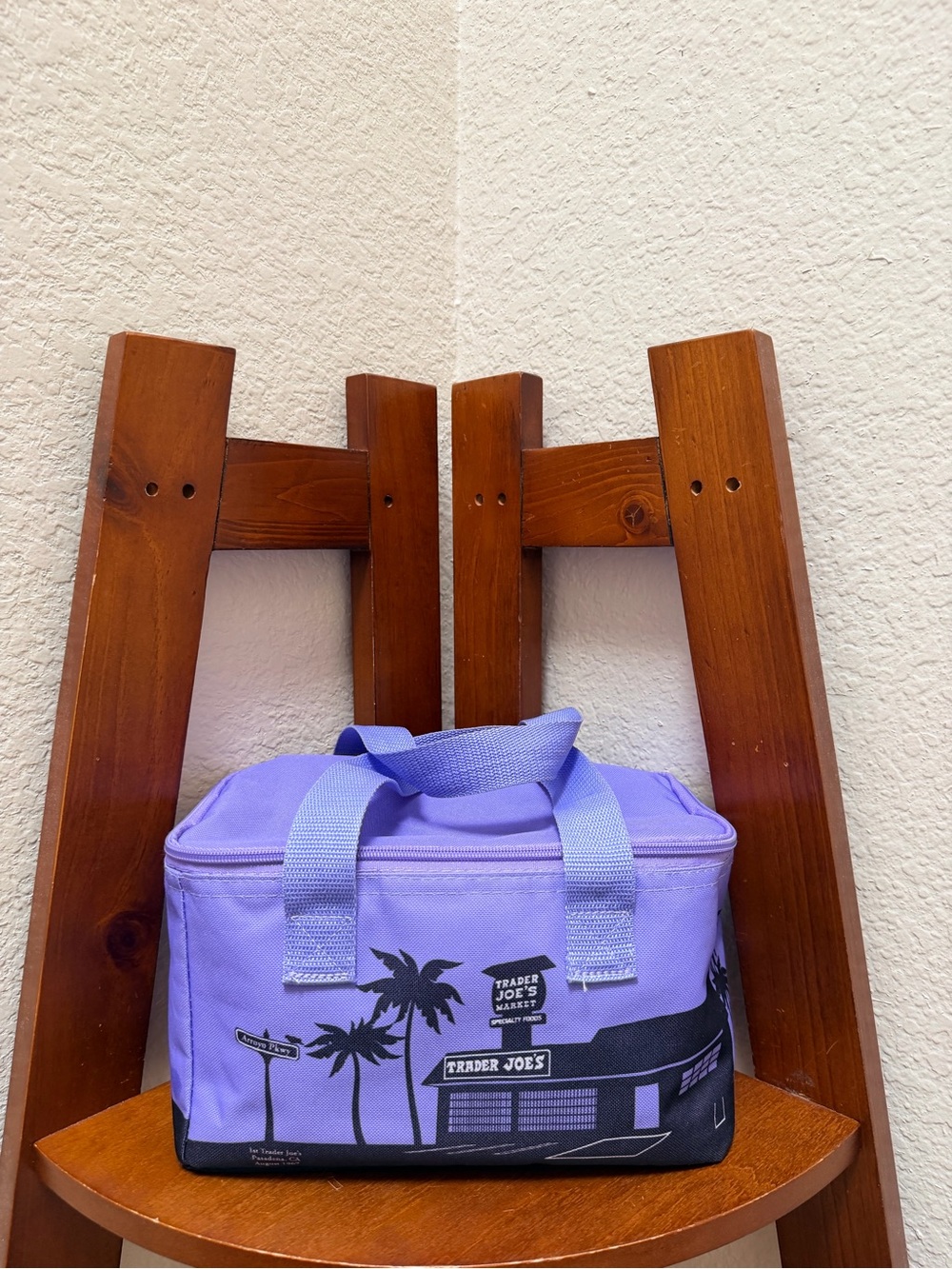 Trader Joe's Summer Fun Mini Insulated Tote Bag in lavender limited-edition..